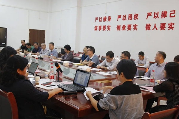 尊龙凯时集团与广东工贸学院合作开展现代学徒制班试点接受教育部验收